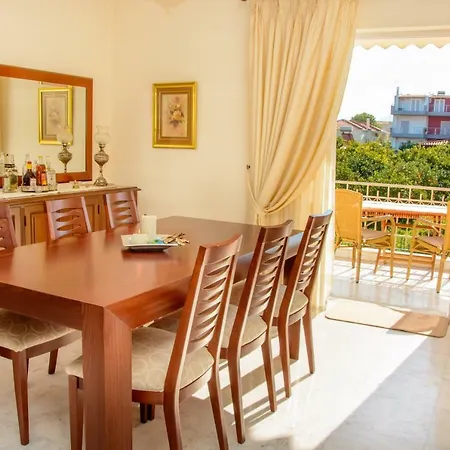 George's House Vrahati
